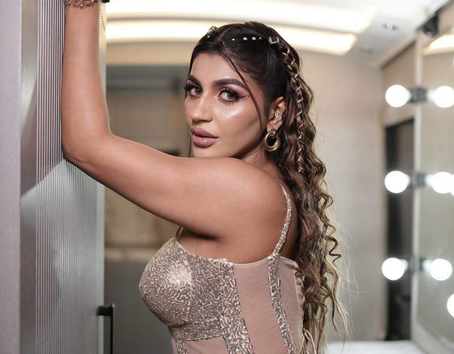 Yashika Anand Mind Blowing Glam Look